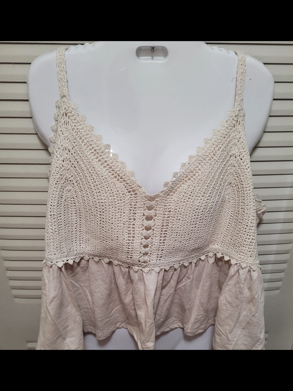 Old Navy Crochet Bodice Cream Camisole